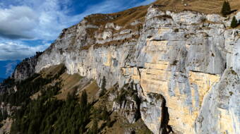 Spiggen Routeninfos und Topos zum Klettergebiet «Spiggen» findest du im Kletterführer «Schweiz extrem West Band 2» von edition filidor.