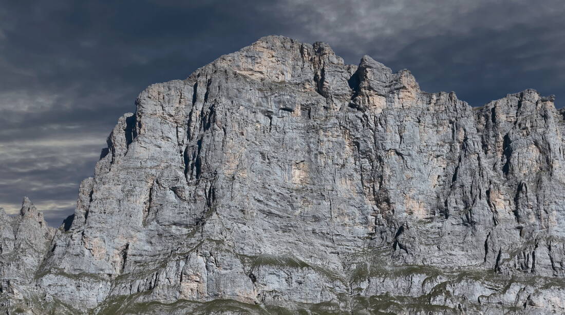 Tällistock Routeninfos und Topos zum Klettergebiet «Tällistock» findest du im Kletterführer «Schweiz extrem West Band 2» von edition filidor.