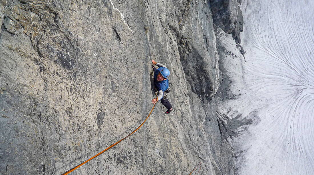 Doldenhorn Routeninfos und Topos zum Klettergebiet «Doldenhorn» findest du im Kletterführer «Schweiz extrem West Band 2» von edition filidor.