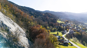 La Frasse Routeninfos und Topos zum Klettergebiet «La Frasse» findest du im Kletterführer «Schweiz Plaisir West Band 2» von edition filidor.