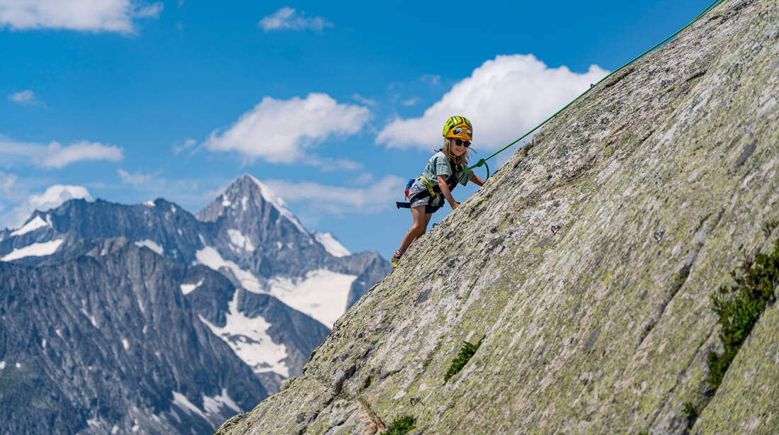 Bettmeralp Routeninfos und Topos zum Klettergebiet «Bettmeralp» findest du im Kletterführer «Schweiz plaisir West Band 2» von edition filidor.