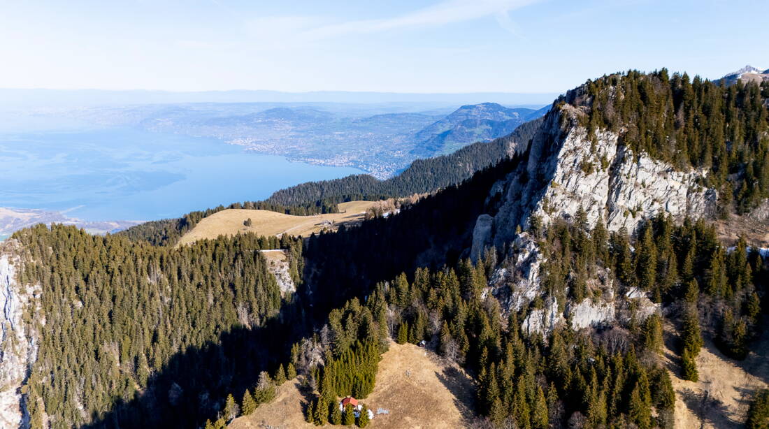 Sex des Nombrieux Routeninfos und Topos zum Klettergebiet «Sex des Nombrieux» findest du im Kletterführer «Schweiz Plaisir West Band 2» von edition filidor.