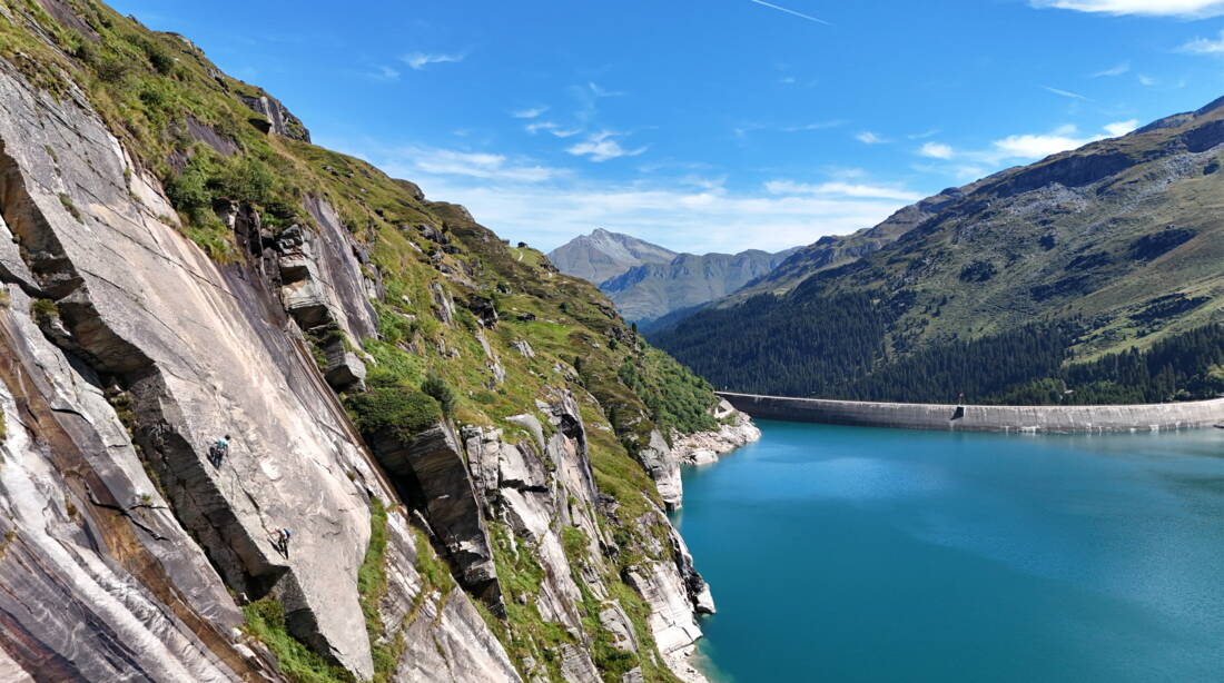 Zervreilasee Routeninfos und Topos zum Klettergebiet «Zervreilasee» findest du im Kletterführer «Schweiz plaisir OST» von edition filidor.