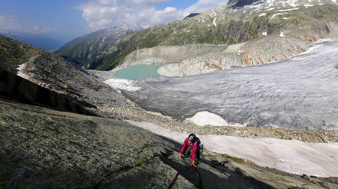 Routeninfos und Topos zum Klettergebiet «Klein Furkahorn» findest du im Kletterführer «Schweiz Plaisir West Band 1» von edition filidor.