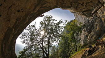Routeninfos und Topos zum Klettergebiet «Welschenrohr» findest du im Kletterführer «Schweiz plaisir JURA» von edition filidor.